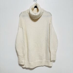 American Eagle Oversized Turtleneck Sweater Cream Sz Large